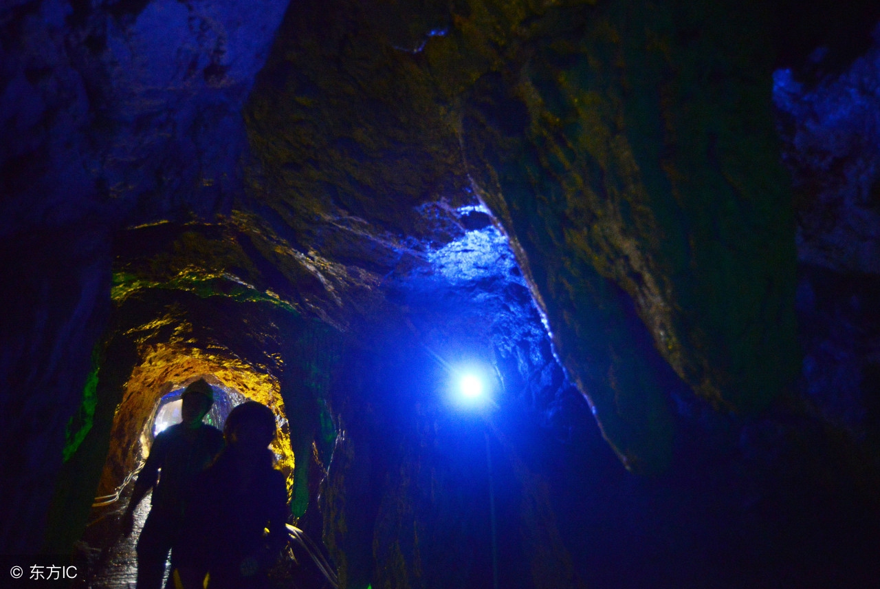 为什么人类钻洞只有一万米,为何人类要探索宇宙