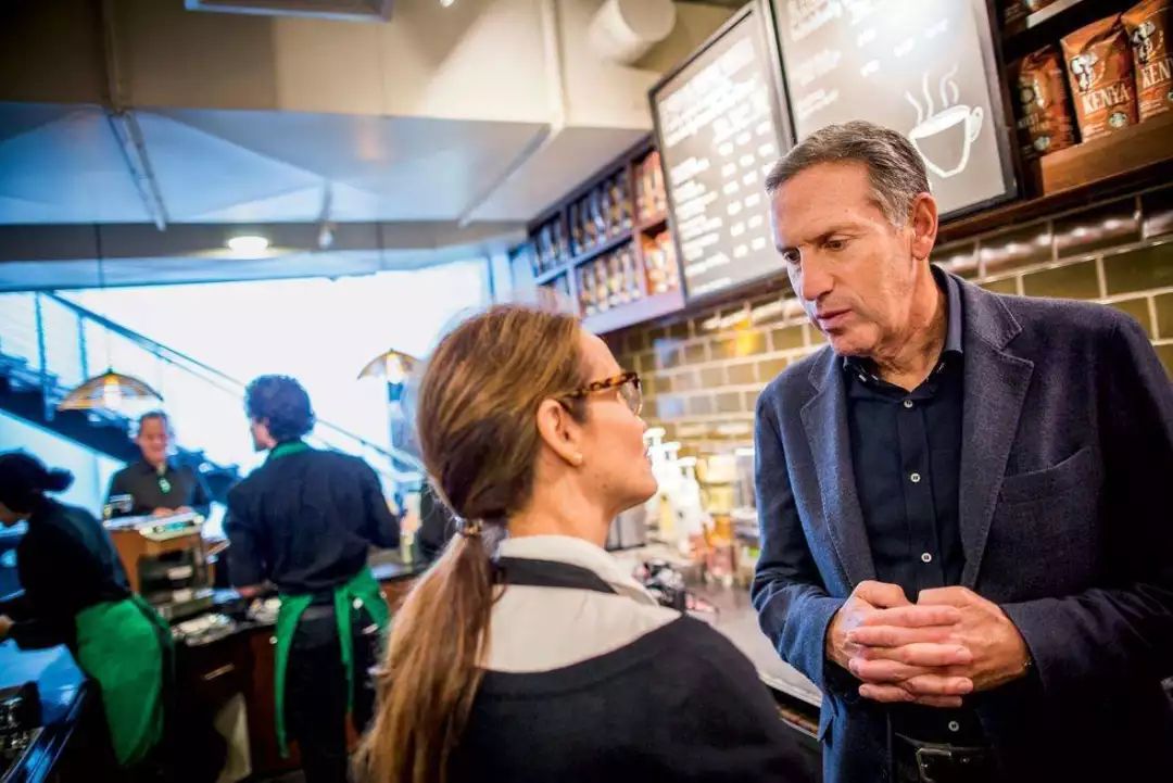 星巴克员工为什么很难被挖走,星巴克的员工为什么不热情