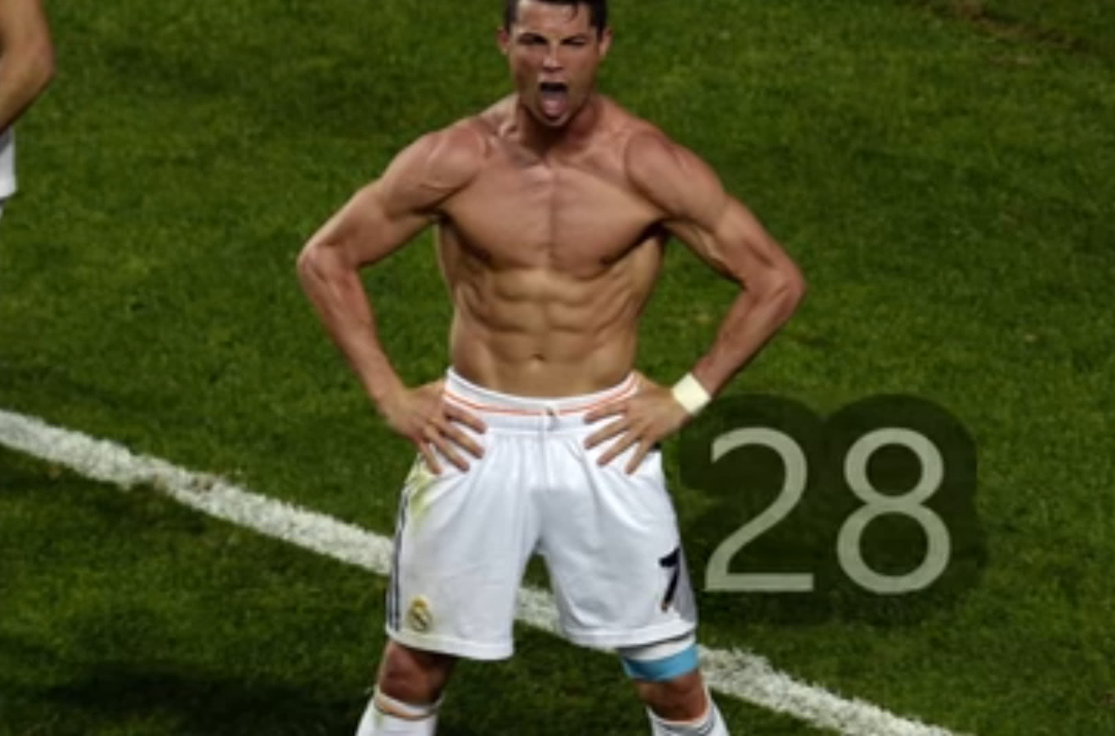 c罗的身材是怎么练出来了的,c罗18岁年轻身体与现在对比照片