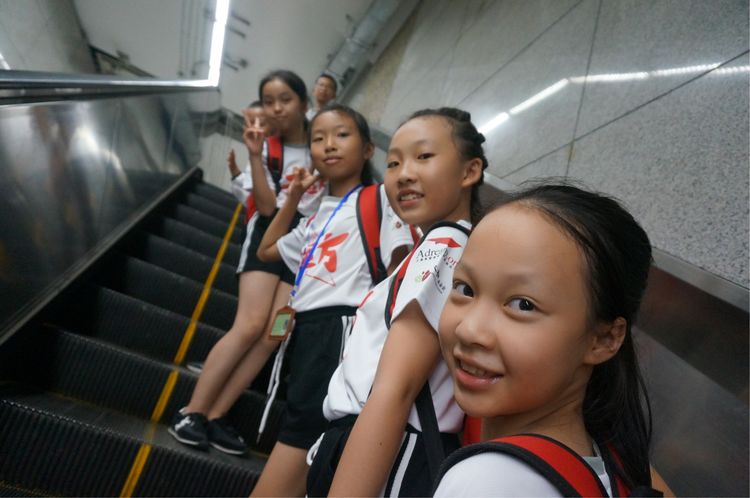 带我去远方北京,北京北京我来了