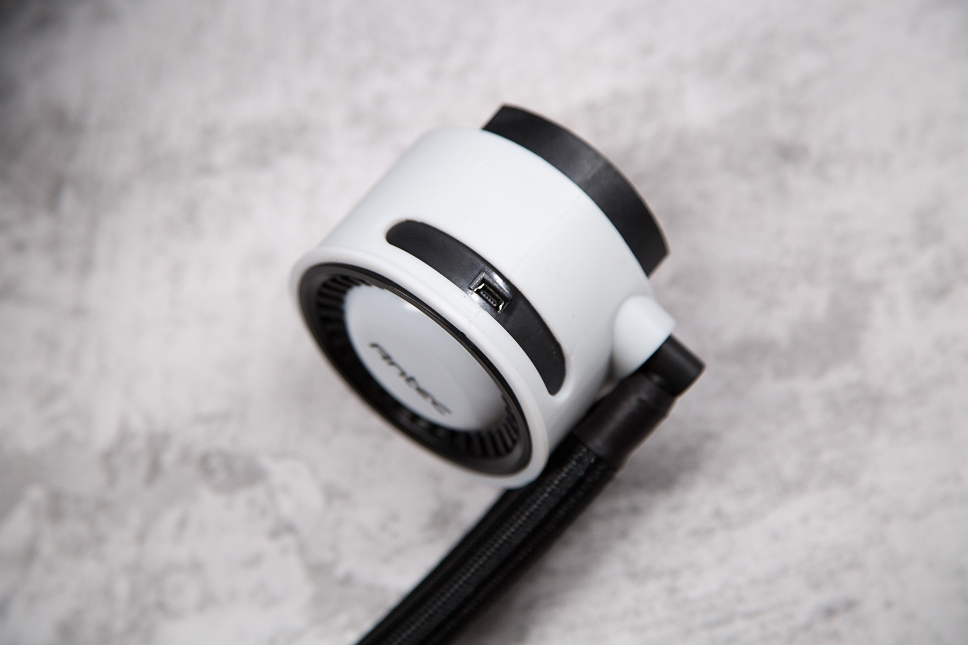 华硕1070ti显卡怎么装,华硕1070ti装机效果