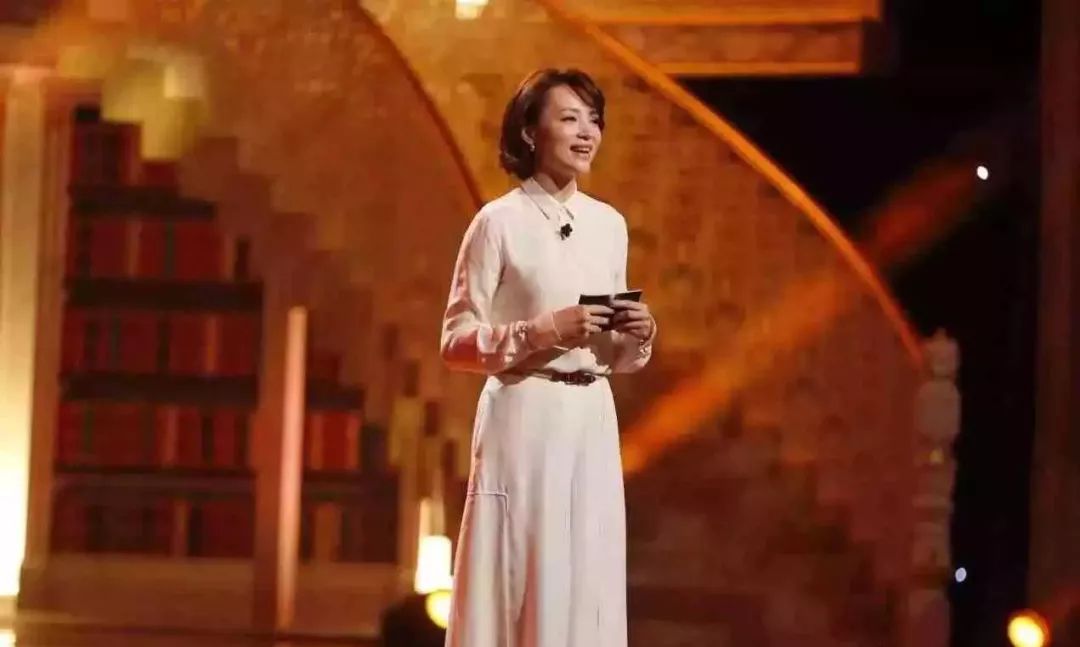 父母原地不动代沟,代沟在于父母还是在于孩子