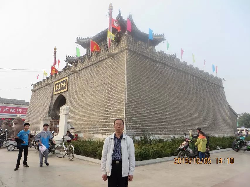 旅游随笔——敢把“情人”葬在身边的皇后