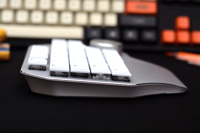 设计师专属，多彩Designer单手机械键盘开箱体验