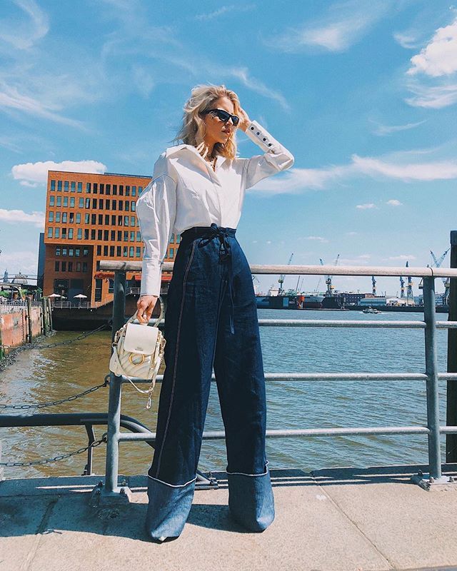 个子矮腿又粗穿什么裤子,个子矮腿短又粗