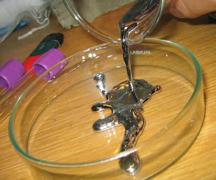 水银为什么能用来做温度计,温度计里的水银有多大危害