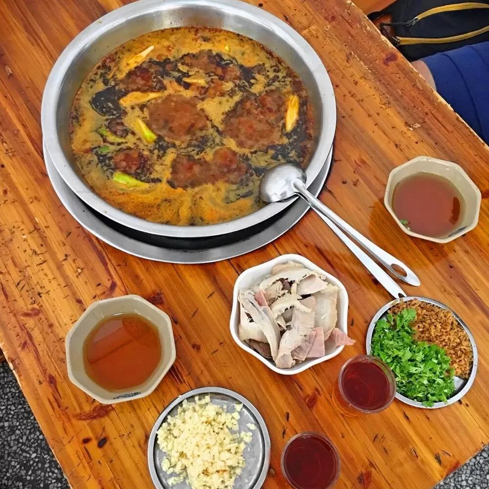 成都的耍家，一代有一代的主场