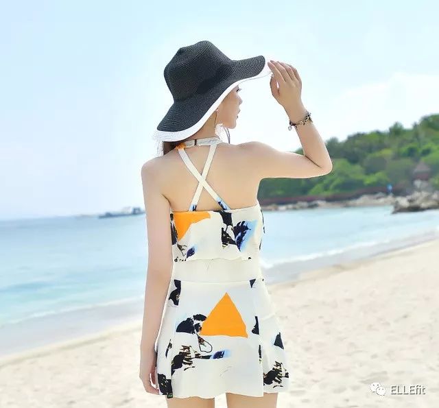 大码显瘦泳衣遮肉减龄,微胖女生宽松泳衣遮小肚子