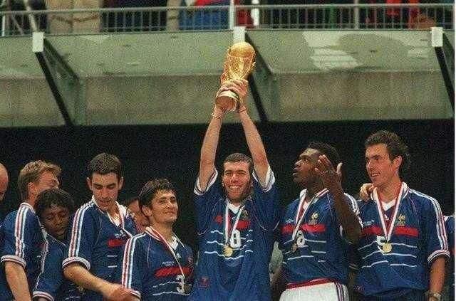 米兰青训负责人巴雷西,米兰球星巴雷西