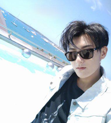 亚洲男士侧分刘海,刘海发型男生二八侧分怎么吹