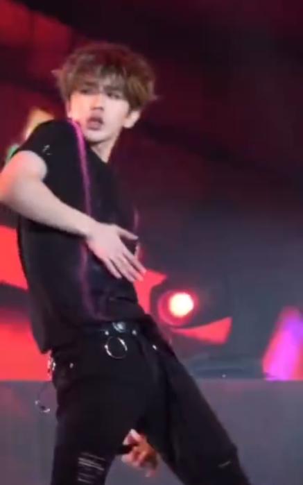 易烊千玺被王俊凯吐槽,易烊千玺和蔡徐坤同框