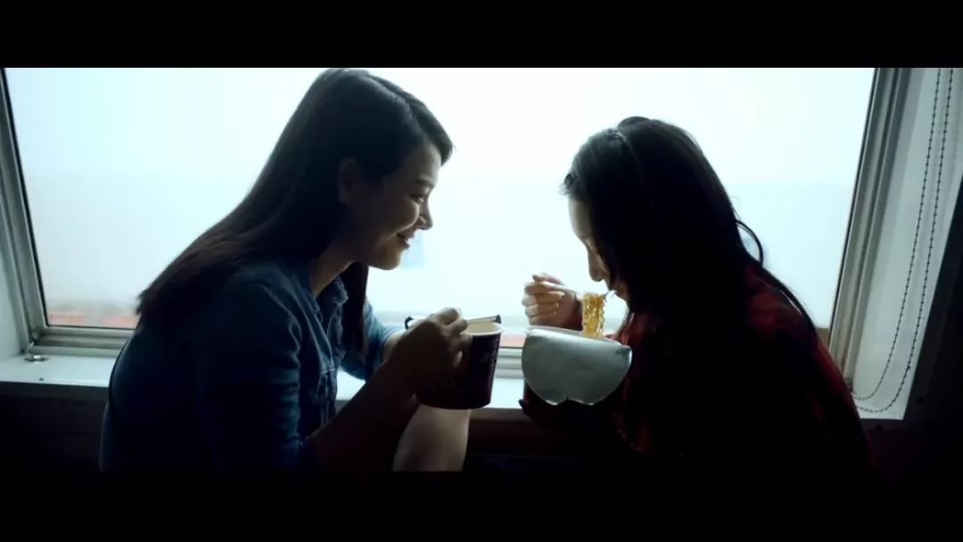 我们的女同学：学霸成了剩女，学渣做了微商她们成为梦时的人了吗