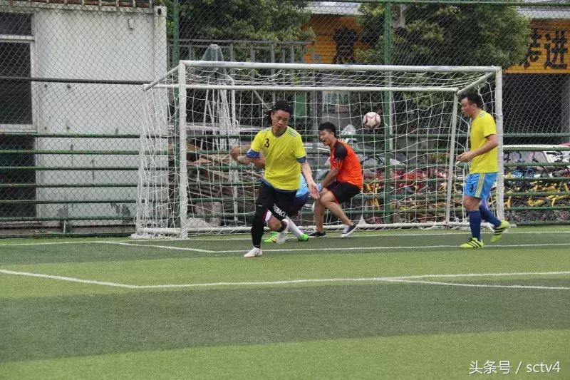 市青少年足球赛火热举行,绽放足球赛