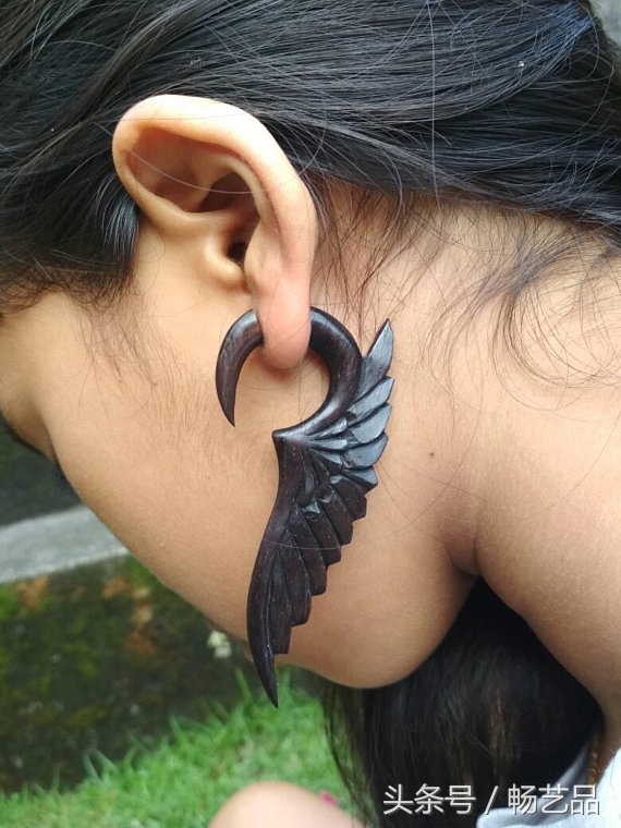 超级吓人的耳环,无耳洞夸张高级感耳环