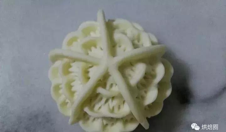 几个小工具竟能把2元1个的普通包子做成艺术品惊艳了老外!