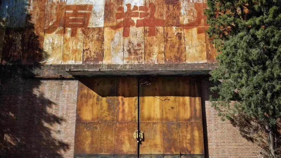 城市探索废墟探险,探索城市废墟