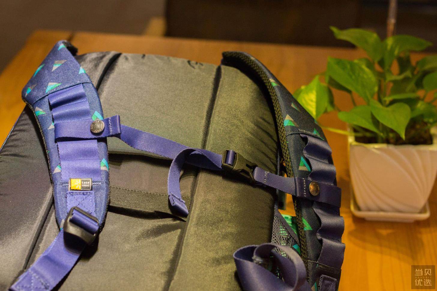 英伦风双肩包大容量测评,慵懒感双肩包背包测评