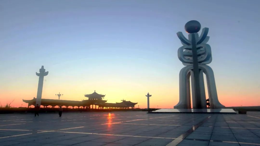 看日出、逗黑熊……从抚远出发穿越“两极”