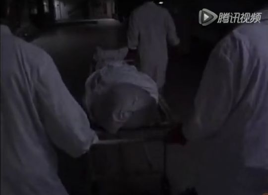 “我朋友死的那一天,还有人在骗他的钱”