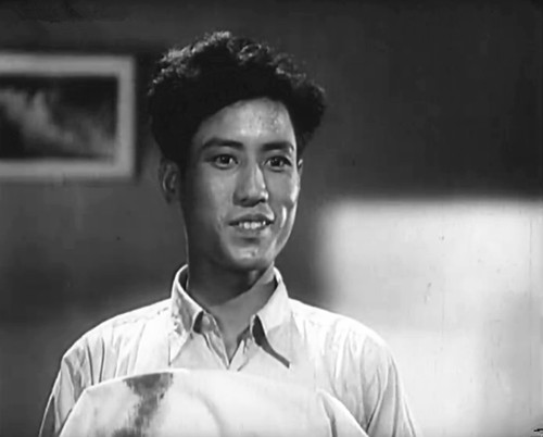 电影往事张艺谋,铁道游击队电影小坡扮演者冯笑