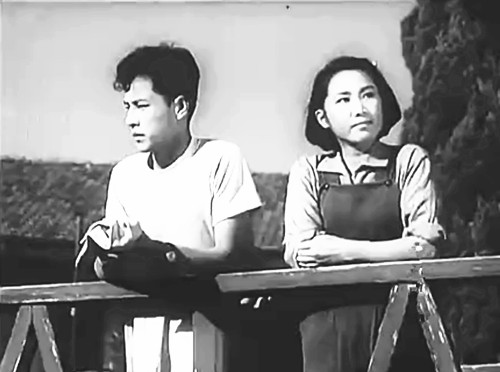 电影往事张艺谋,铁道游击队电影小坡扮演者冯笑