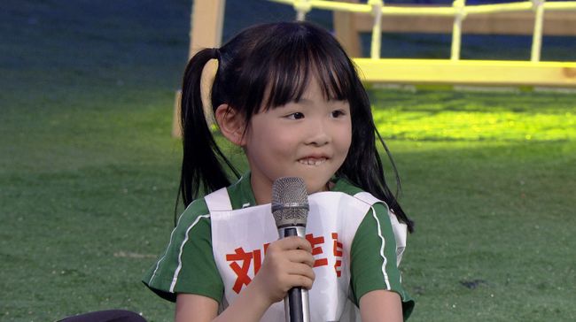 7岁女孩跑步10公里,7岁小姑娘马拉松