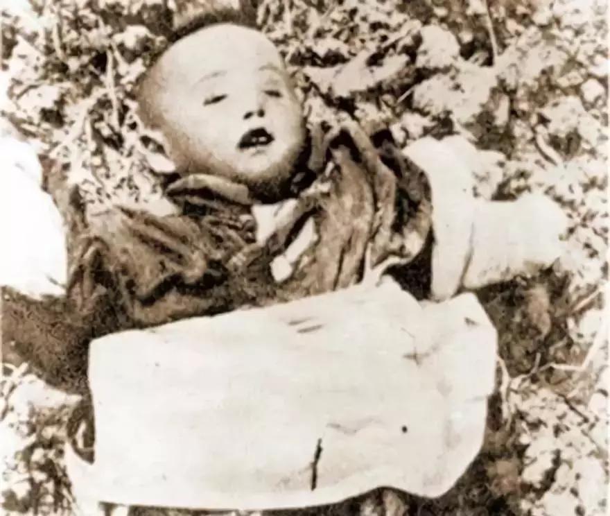 毒打、强奸、*虐性**……他把一个女人故事画成漫画,看到第几张你哭了