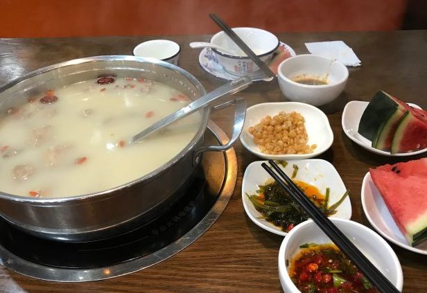 深圳龙华吃饭推荐多人聚餐,龙华吃饭聚餐推荐