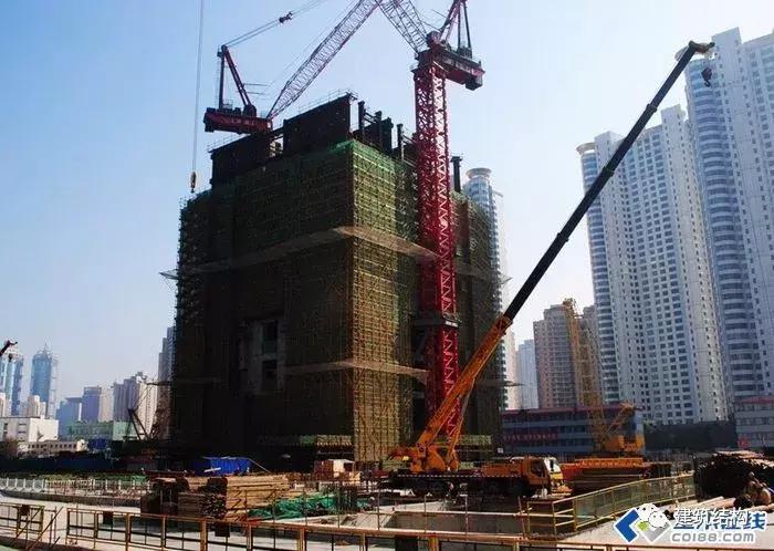 上海中心大厦127层怎么有632米,上海中心大厦632米127层内部