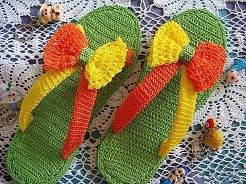 家居托鞋不用买，自己也可以钩一双，成品可比买的漂亮多了