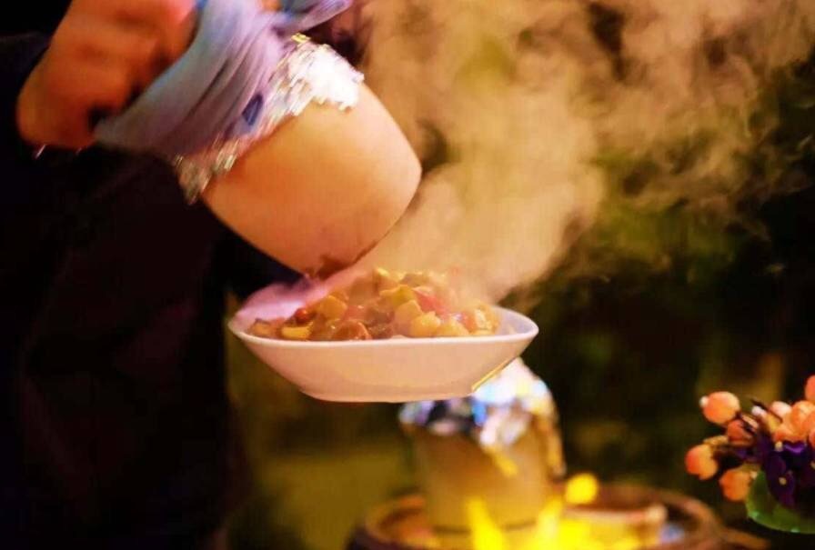 里拉暴跌的土耳其，不仅适合抢购奢侈品，还有浪漫的美景和美食