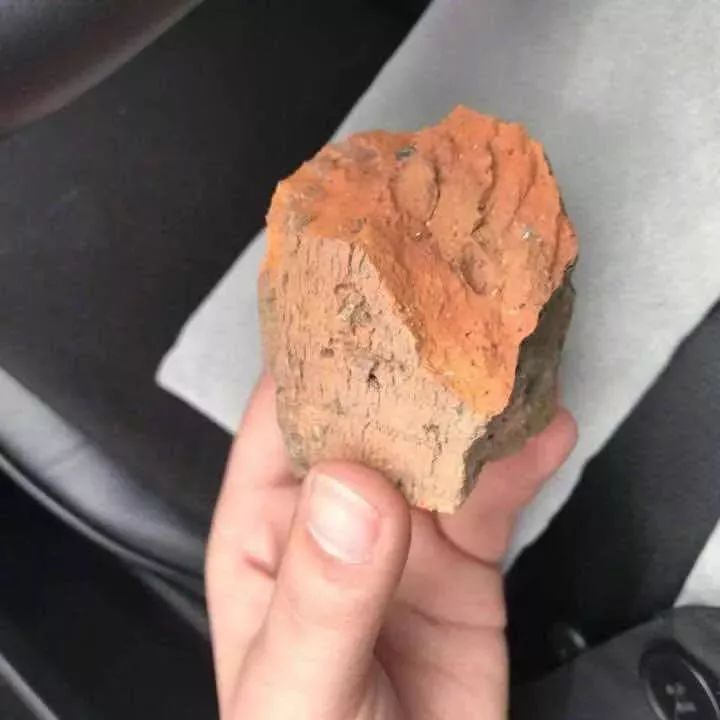 送礼物的灾难,求生欲超强的七夕送礼