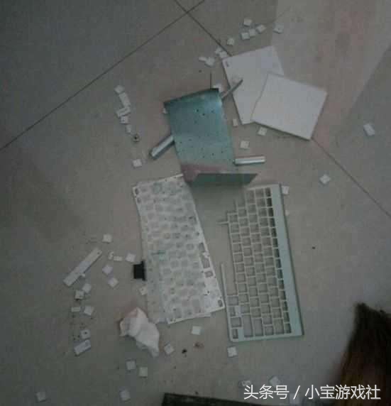 dnf深渊毕业武器,dnf深渊爆的最多装备