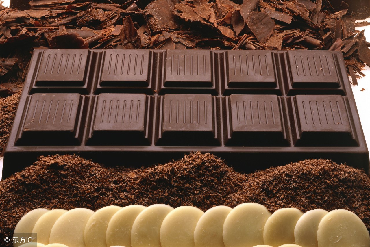 全身无力想整天睡觉吃什么好,全身无力不想吃东西是怎么回事