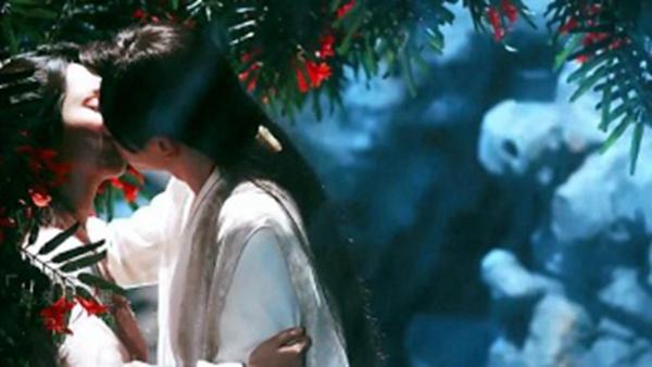 香蜜旭凤被赶出天界,香蜜锦觅旭凤被控制