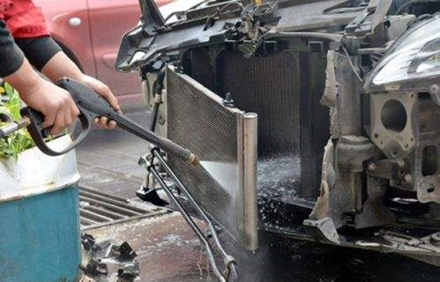汽车水箱清洗不拆,汽车水箱不清理会如何