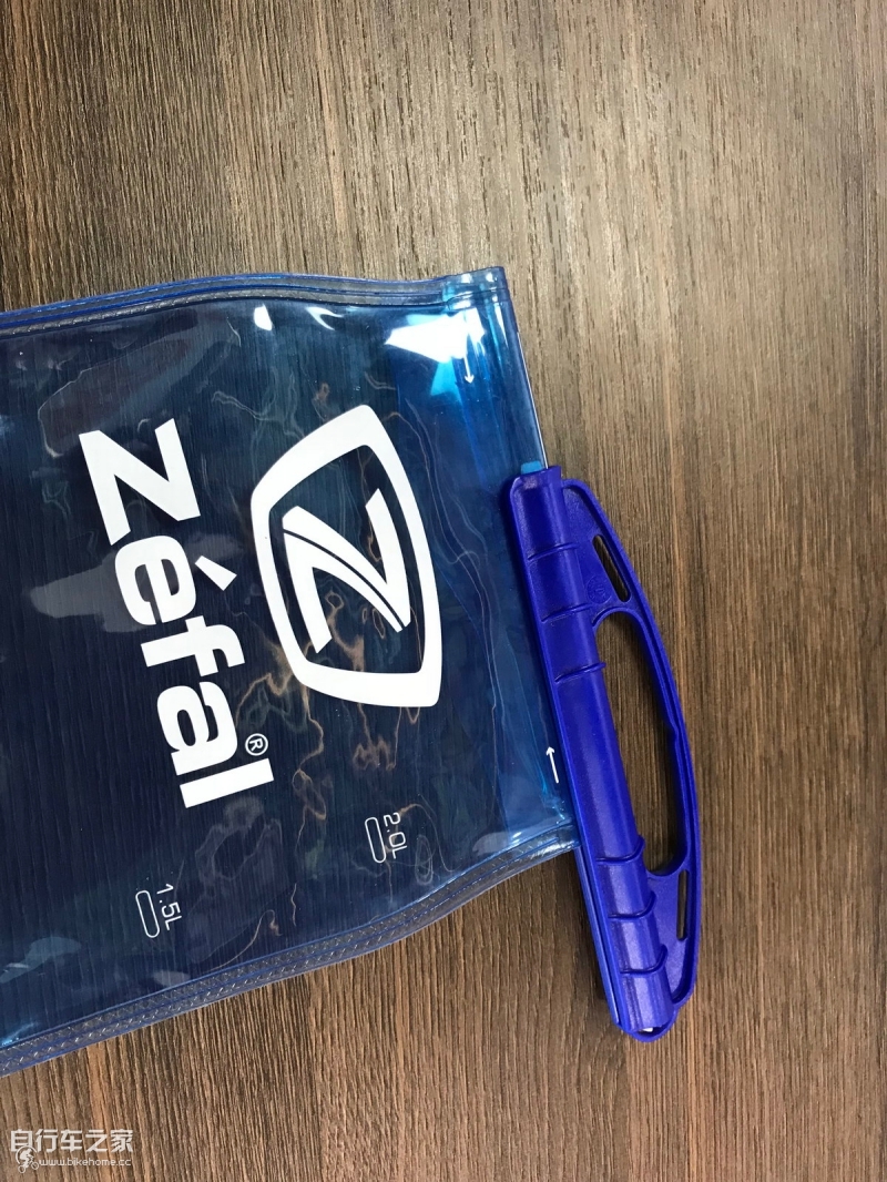 ZéfalZHydro法国捷法徒步骑行水袋包