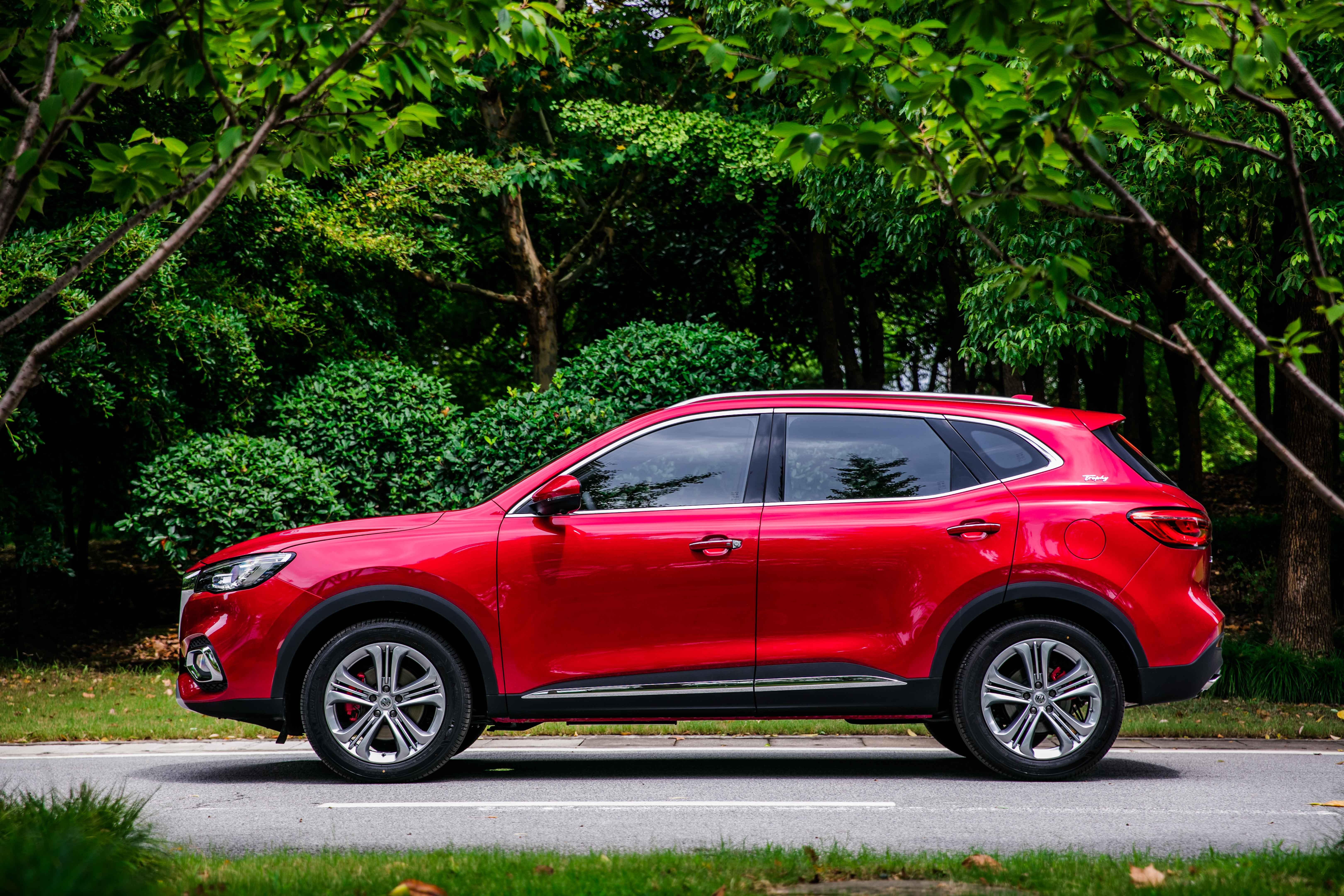 新车名爵hs上市售11.98-18.98万,上汽名爵hs售价是多少