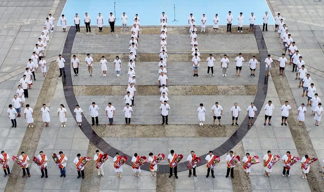 献礼医师节致敬2022日照最美医生,2017年唐山最美医生