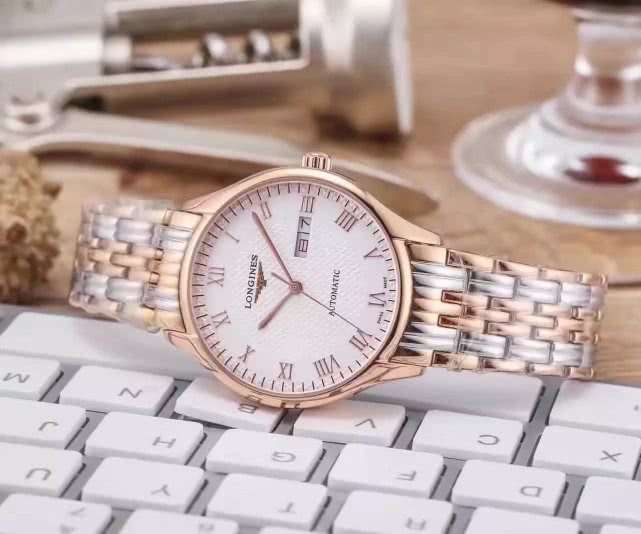 曝光！高仿表别随便买，当心买到“嫁接式手表”