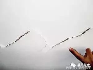 腻子层开裂起皮掉粉的处理方法,腻子粉开裂处理方法与技巧