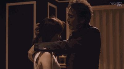 不愧是岛国深夜剧，把女性的欲望拍的这么露骨