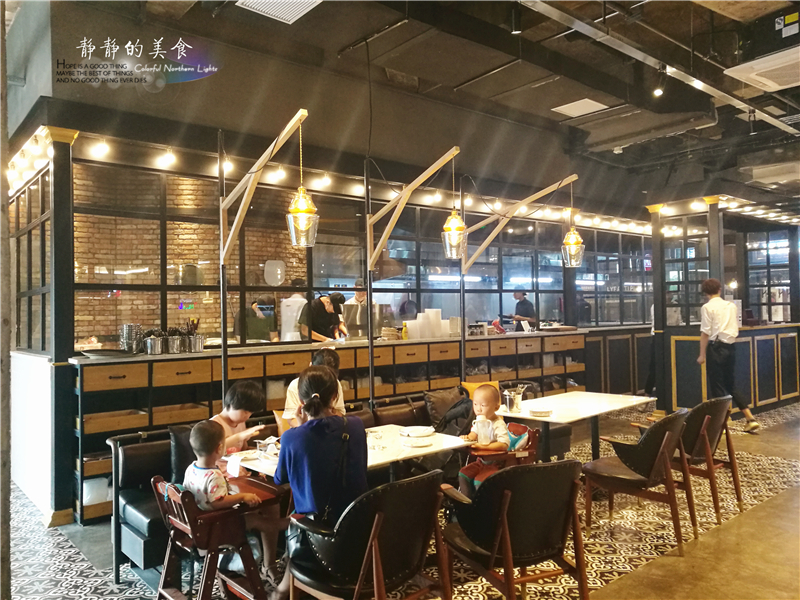 来自哈尔滨的这家西餐连锁店，牛肉披萨让人回味无穷