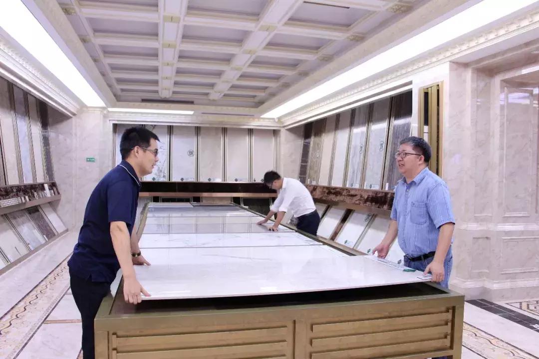 张念超玉竹浅浮雕,通利张念超