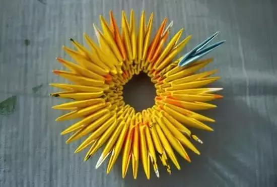 自制可爱笔筒教程,三角插笔筒简单又漂亮