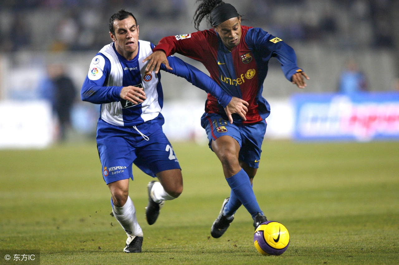 小罗评价罗纳尔多技术,罗纳尔多和小罗梅西谁厉害