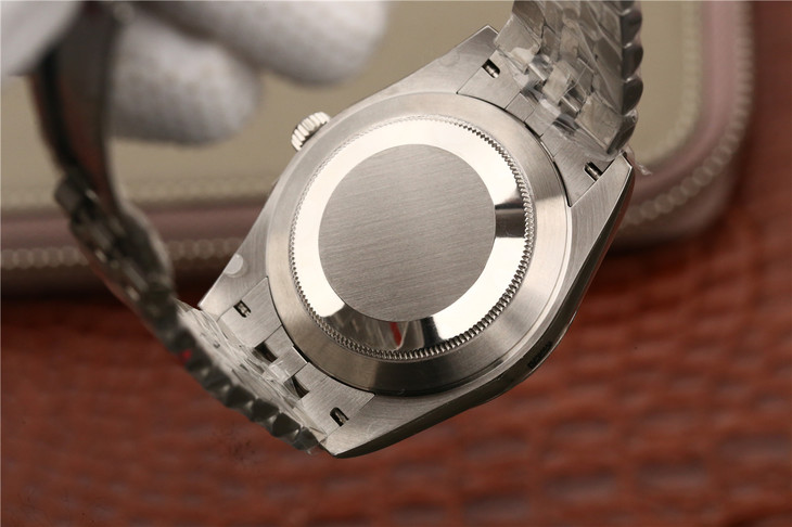 高仿表交易十大骗局,揭露高仿名表骗局黑幕