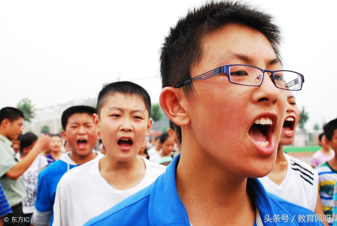 10岁孩子叛逆厌学缺乏自信有救吗,初中孩子叛逆不听话10个小方法