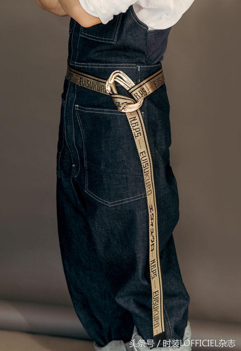 青少年的秋季潮牌小白衬衫,whiteshirts