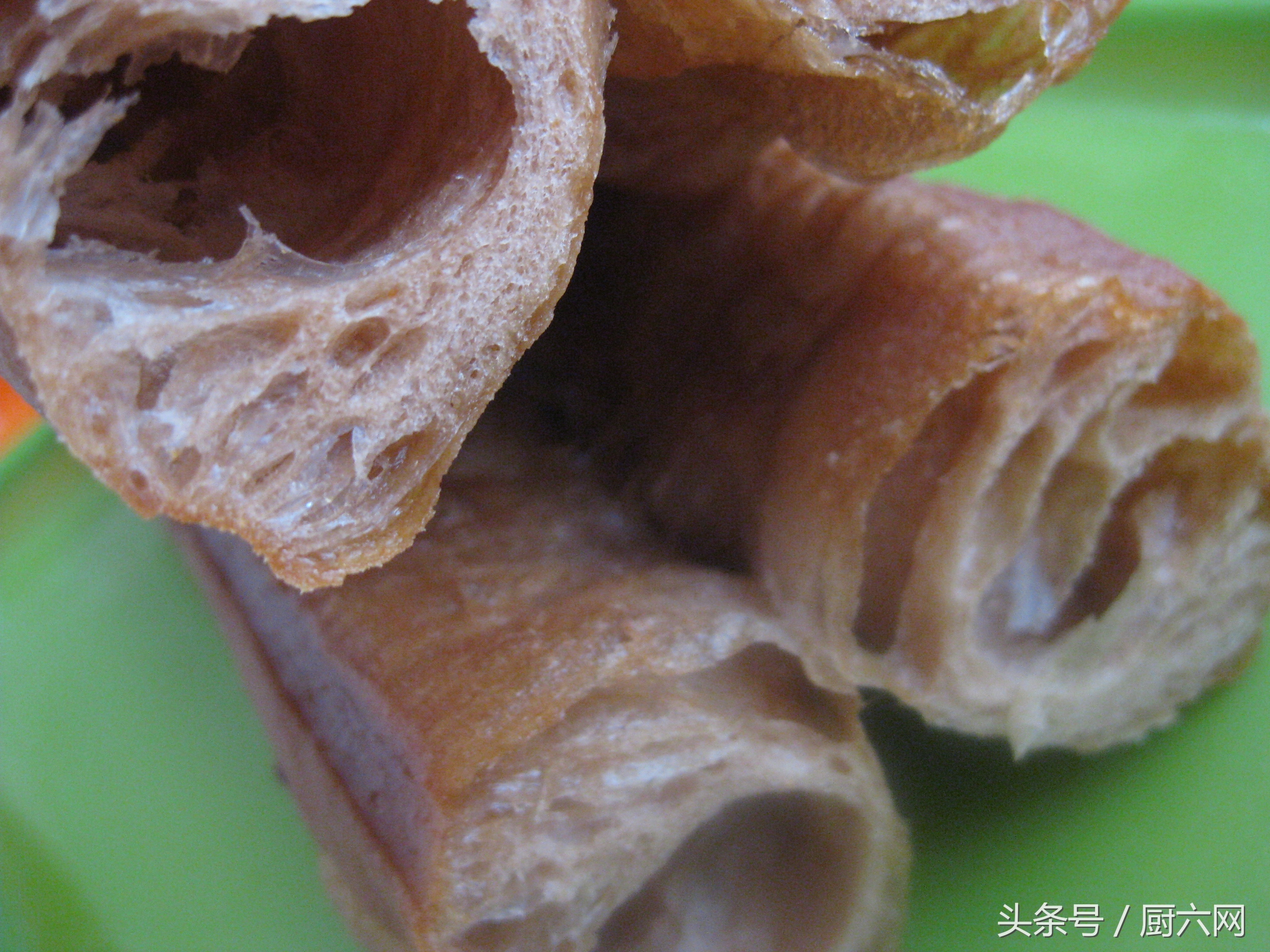 牛奶油条做法和配方的全过程,脆皮油条的做法和酥脆剂配方